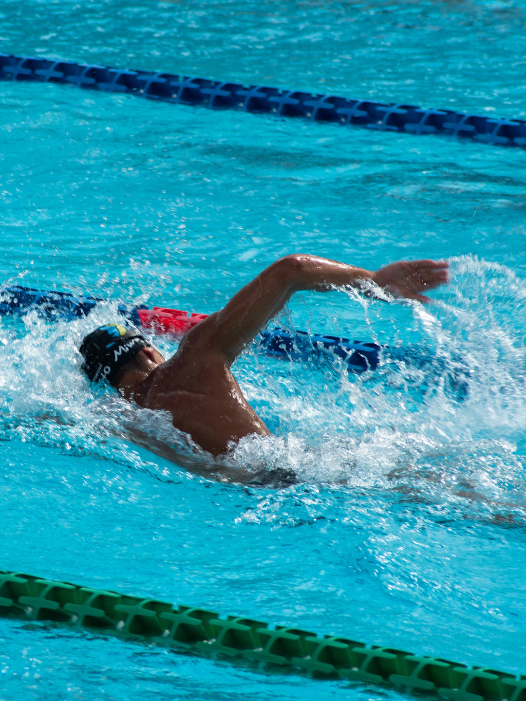 Swim Smart Tips to Swim Efficiently and Reduce Drag